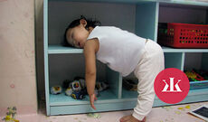 Ospalé deti sú dôkazom toho, že spať sa dá kdekoľvek a kedykoľvek! - KAMzaKRASOU.sk